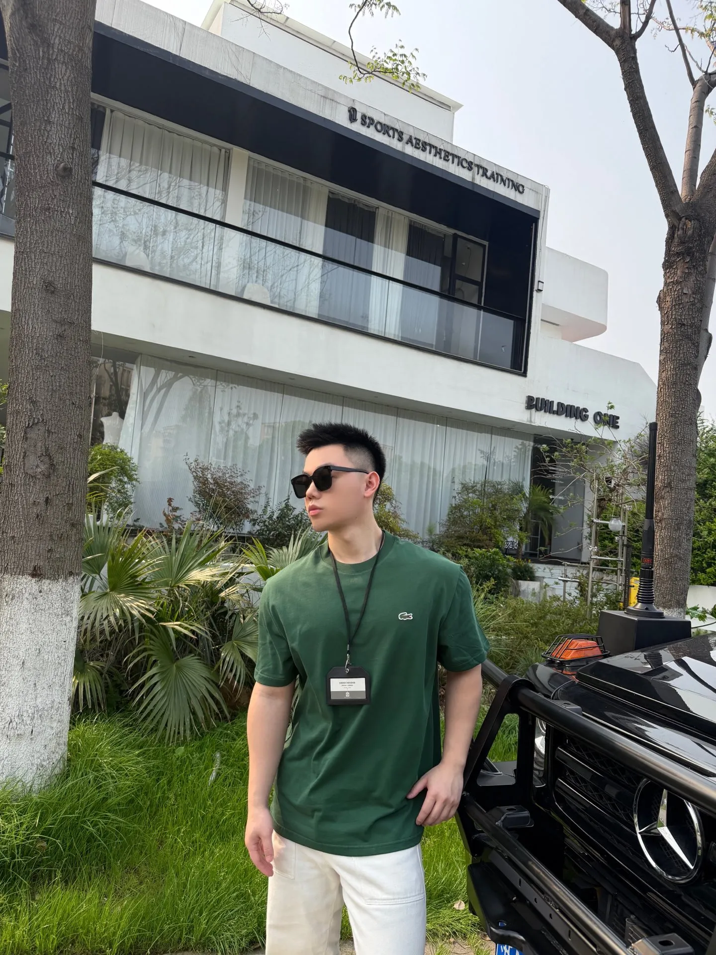 [Upper body picture] Lacoste crocodile logo short sleeves (Green)